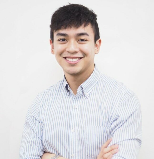 Headshot of Earl Burgos